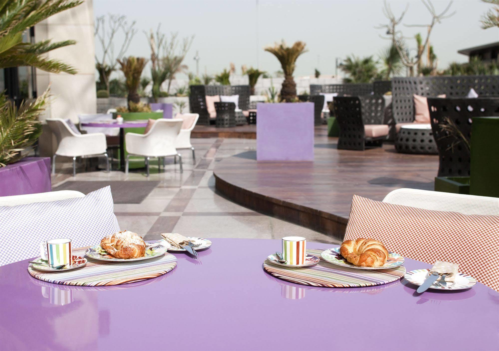 Symphony Style Hotel Kuwait Кувейт Экстерьер фото