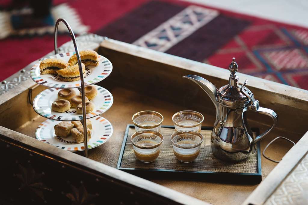Symphony Style Hotel Kuwait Кувейт Ресторан фото